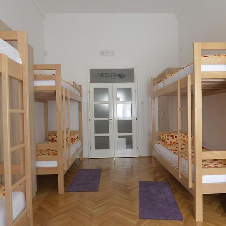 נובי סאד Hostel Flow House Centar מראה חיצוני תמונה